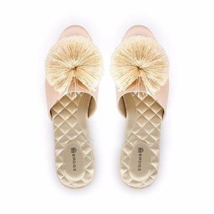 NEW 8.5 Birdies - The Songbird in Bellini Satin